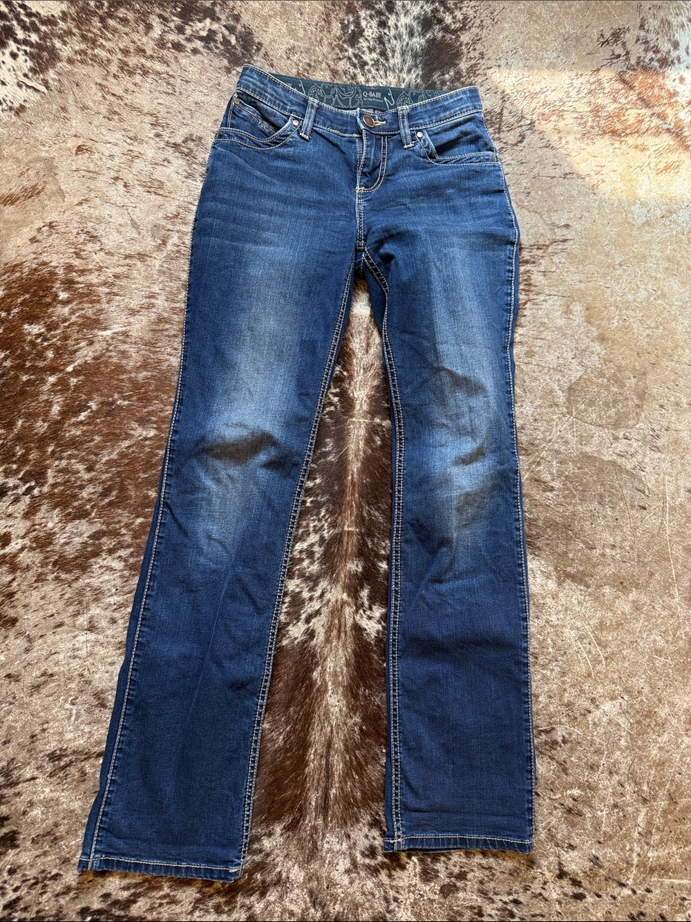 Wrangler Women's Straight Leg Jeans in Blue Wash